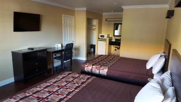 Anaheim Astoria Inn & Suites image 11
